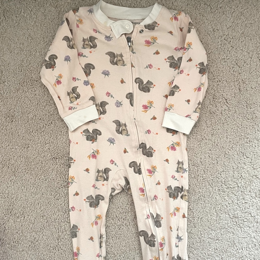 Burt’s Bees pink squirrel footie jammies size 6-9m